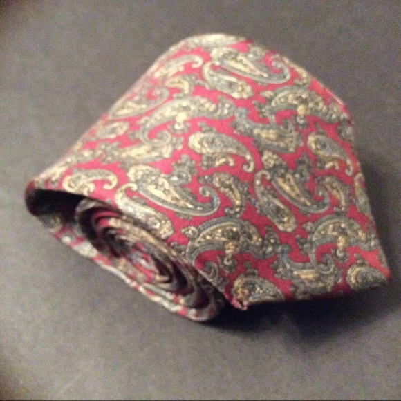 Christian Dior red paisley silk tie - Picture 1 of 4